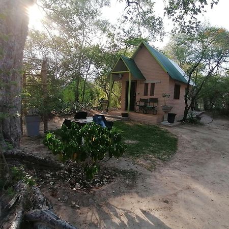 Mukuku Rest Camp Hotel Shimweghe Екстериор снимка